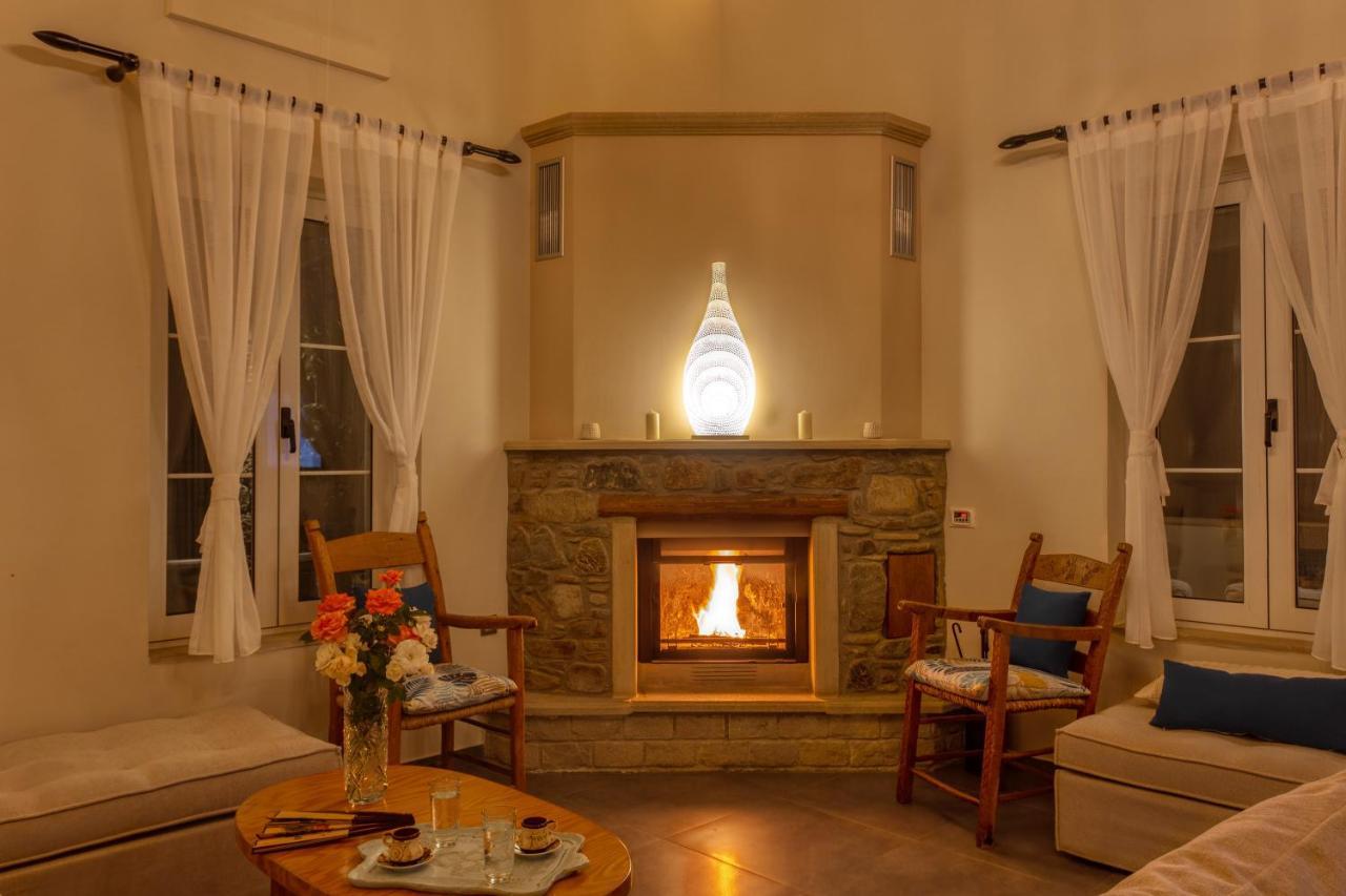 4 Destina Villa *